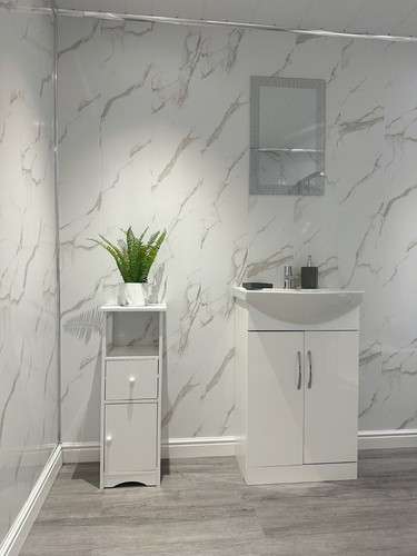 White marble 8mm - 8mm, bathroom